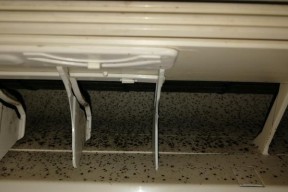 空调没有过滤网的清洗方法（保持空气清洁）