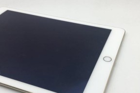 苹果air2是哪一年发布的？这款平板电脑的性能如何？