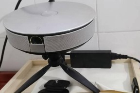如何使用坚果投影仪语音关机（简单操作让投影仪顺利关闭）