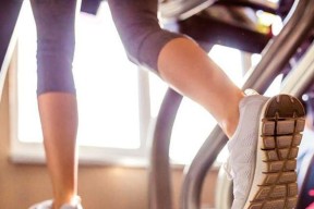 跑步机的选择对于膝盖保护的重要性（为什么跑步机对膝盖更友好）