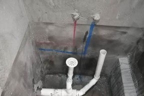 解决蹲便器后排水管预留尺寸离墙过大问题的方法（如何有效解决蹲便器后排水管预留尺寸离墙过大的困扰）