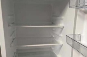 美的冰柜不制冷的原因及修理方法（探究美的冰柜停止制冷的几个常见原因，并提供相应修理方法）