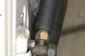 空调漏氟的维修方法（解决空调漏氟问题的有效措施）