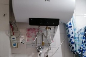 环保节能热水器清洗方法（保护地球的绿色家电）