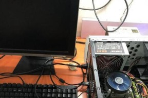 主板显示器不亮了怎么修（解决方法和注意事项）