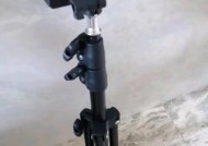 三脚架手机架尺寸不合适怎么调整？