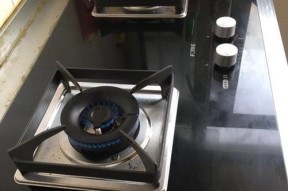 嵌入式燃气灶安装流程（从选购到安装）