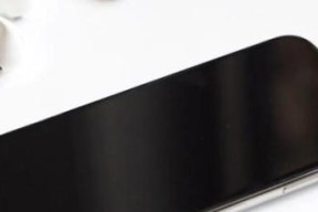 iPhone死机急救指南（15个小技巧帮你解救iPhone死机，让你恢复正常使用！）