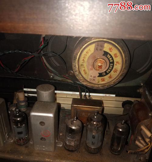 如何使用收音机连接电视机（快速实现音视频同步播放）  第1张