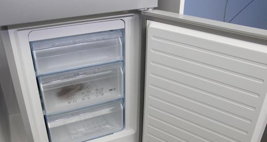 冰柜不制冷的维修方法（解决冰柜不制冷的常见问题与方法）  第3张
