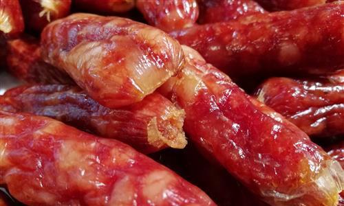 DIY饮水机香肠（在家也能做出美味的香肠）  第2张