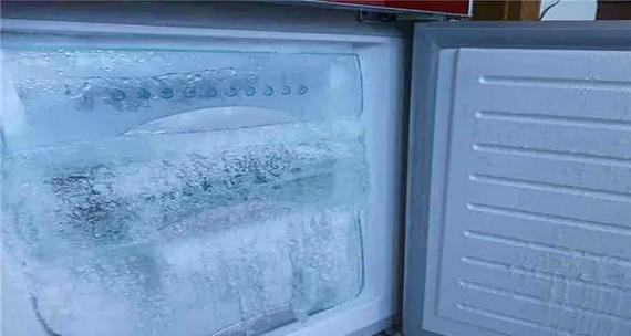 冰箱不制冷的原因及解决办法（电源故障导致冰箱失去制冷功能）  第3张