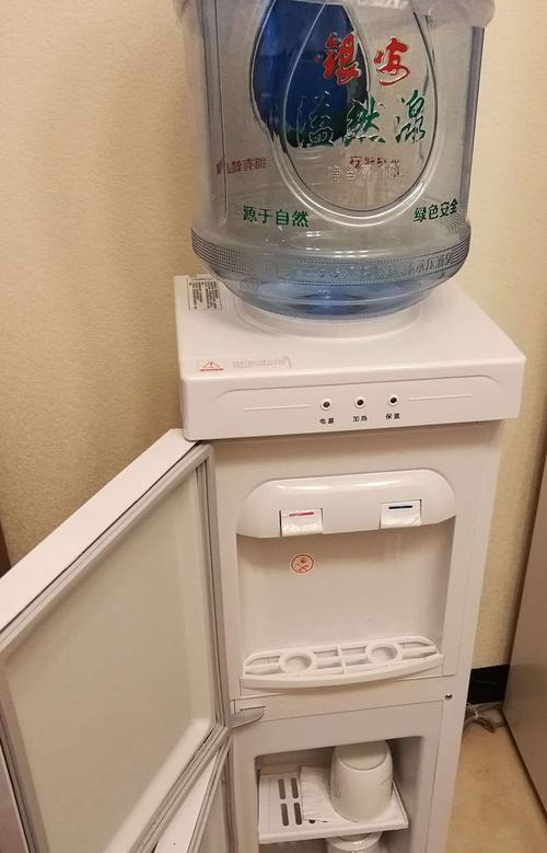 饮水机快烧故障的原因及解决方法（保护环境从修复饮水机快烧故障开始）  第3张