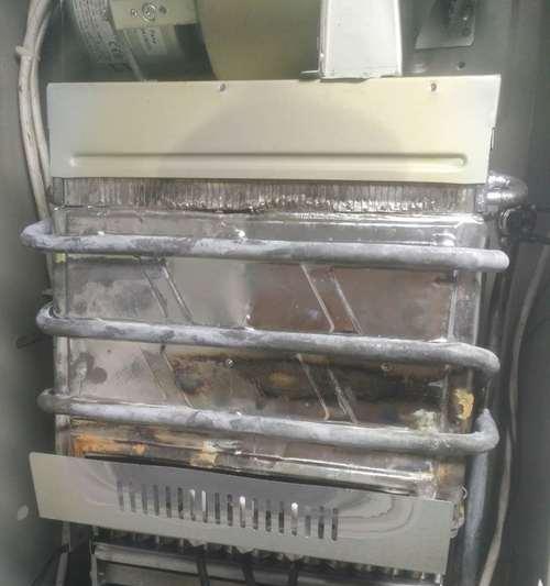 碧波尔热水器清洗方法（轻松学会清洗热水器）  第2张