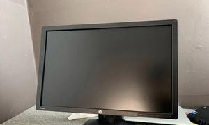 惠普显示器发绿的原因及解决方法（深入了解惠普显示器发绿的问题）  第1张