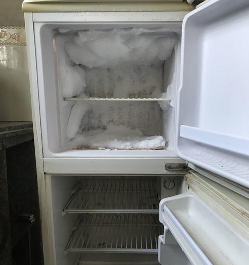 华凌冰箱运转不制冷的原因及解决方法（探究华凌冰箱运转不制冷的背后故事）  第1张