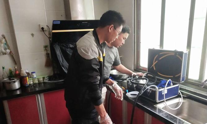 酒泉油烟机清洗收费标准解析（了解清洗费用和收费方式）  第2张