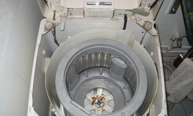 夏普热水器常见故障及维修方法（解决热水器故障的实用技巧）  第1张