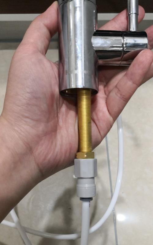 解决没有地方开孔安装净水器的问题（不用开孔）  第2张