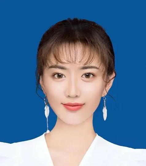 手机怎么拍证件照好看？掌握这些技巧轻松拍出专业效果！  第1张