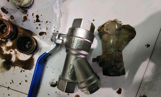 卫生间抽水马桶漏水怎么办？快速解决方法有哪些？  第2张