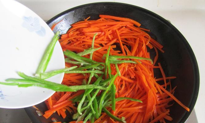 明目的食物有哪些？如何通过饮食改善视力？  第2张