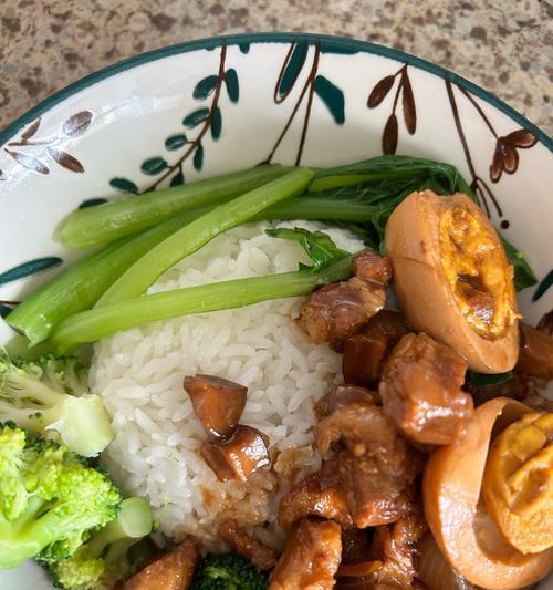 卤肉饭怎么做的软烂？掌握这些技巧轻松搞定！  第3张