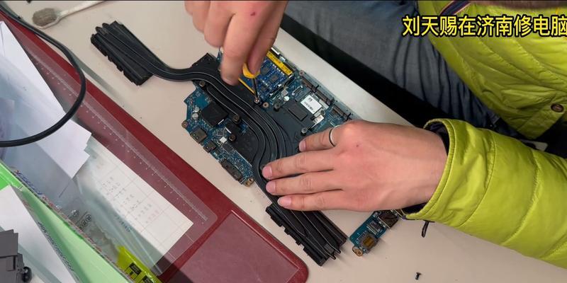 苹果电脑ssd外接头如何拆卸？拆卸过程中应注意什么？  第3张